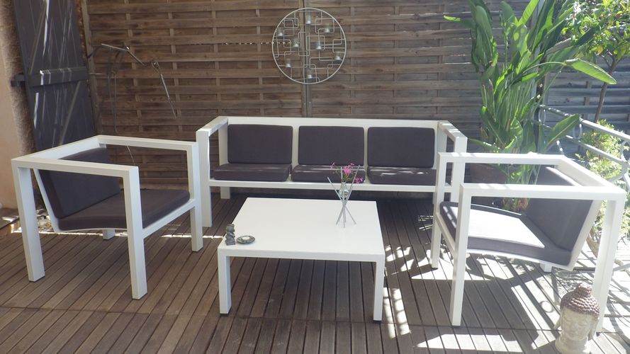 Salon de jardin DESIGN ACIER Salon de jardin moderne design en acier blanc DESIGN ACIER